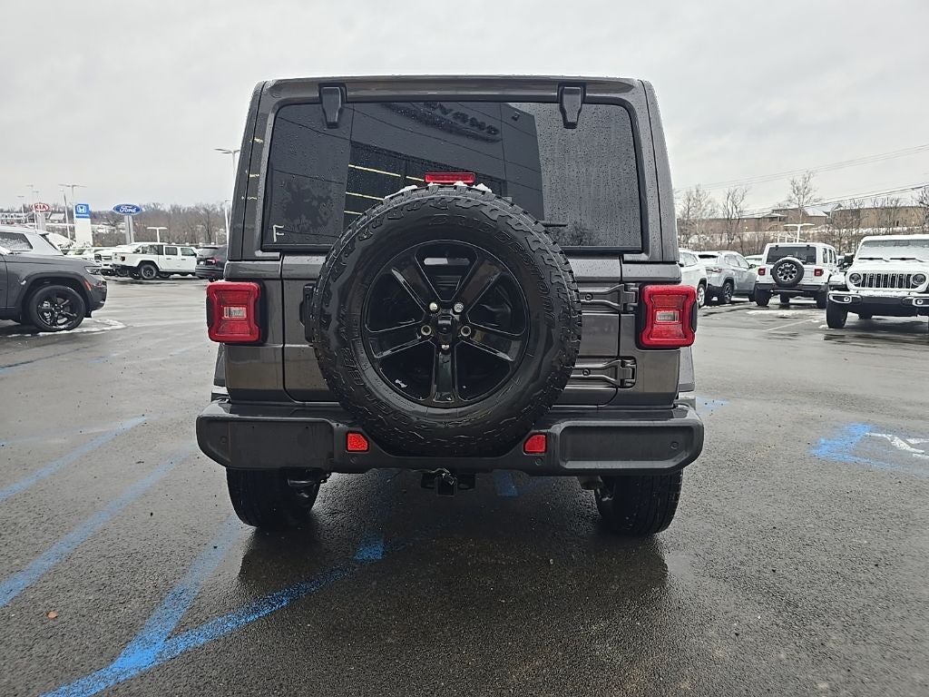 2022 Jeep Wrangler Unlimited Sahara Altitude