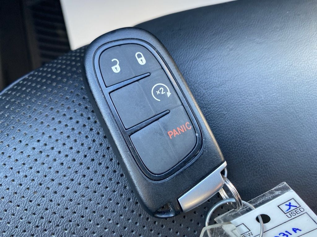 2020 Jeep Cherokee Lux