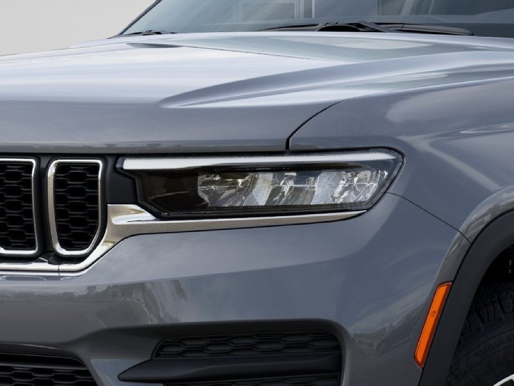 2027 Jeep Grand Cherokee Laredo X