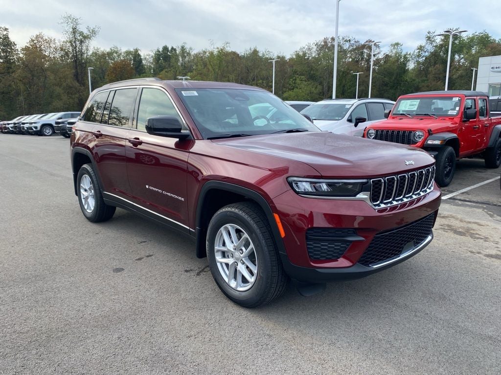 2025 Jeep Grand Cherokee Laredo
