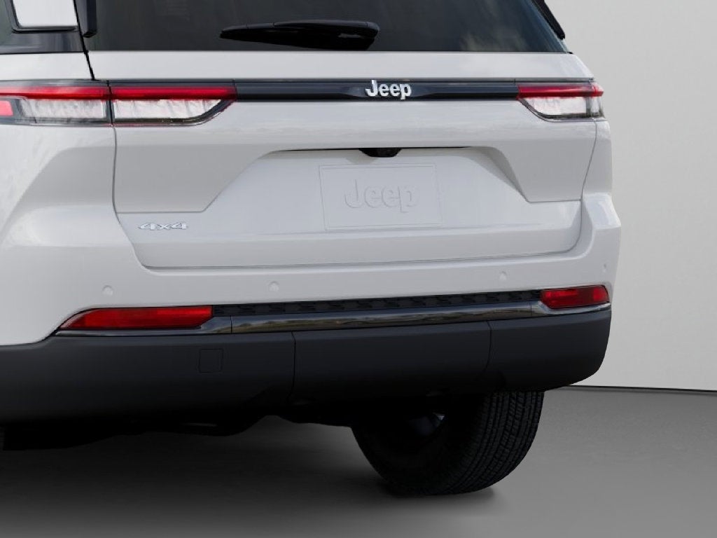 2027 Jeep Grand Cherokee Laredo X