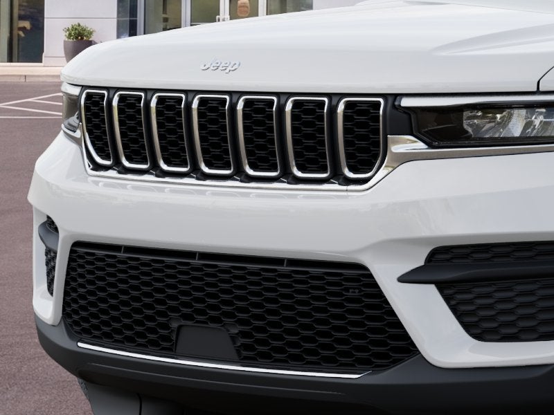 2027 Jeep Grand Cherokee Laredo X