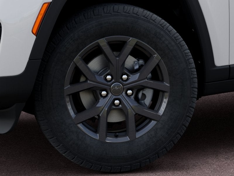 2027 Jeep Grand Cherokee Laredo X