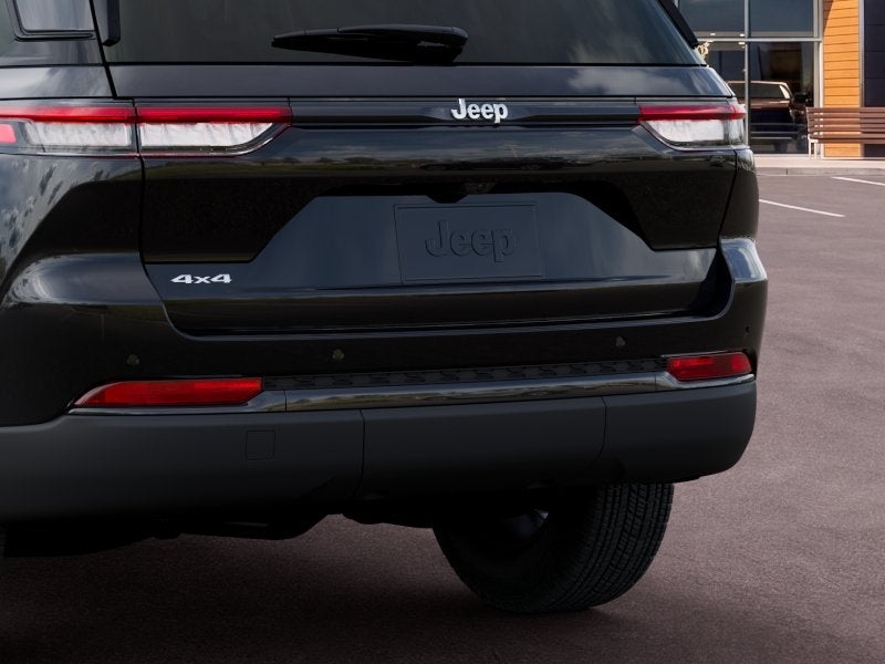 2027 Jeep Grand Cherokee Laredo X