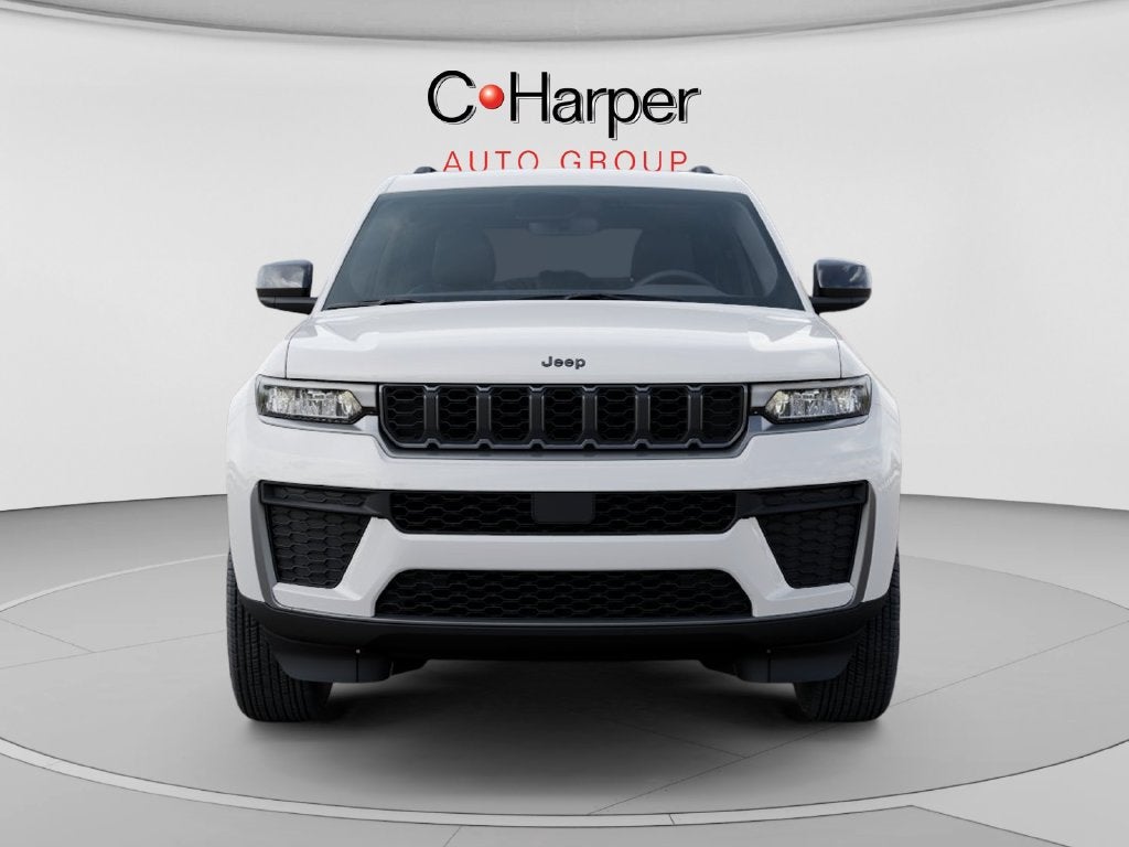 2027 Jeep Grand Cherokee Laredo Altitude