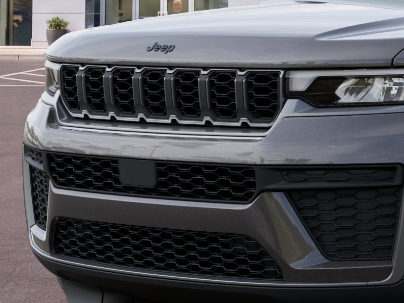 2026 Jeep Grand Cherokee Altitude