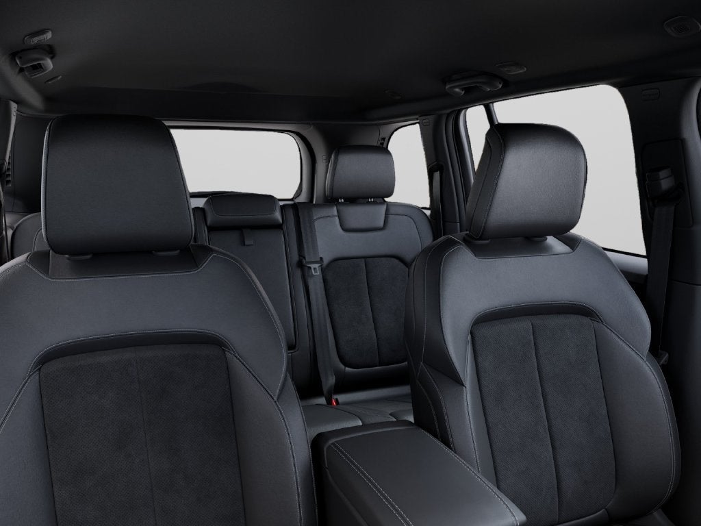 2027 Jeep Grand Cherokee Laredo Altitude