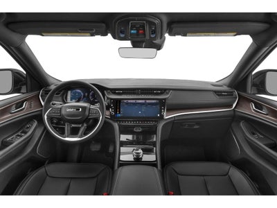 2027 Jeep Grand Cherokee Laredo Altitude
