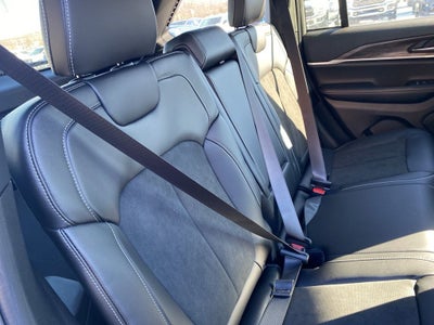 2026 Jeep Grand Cherokee Altitude