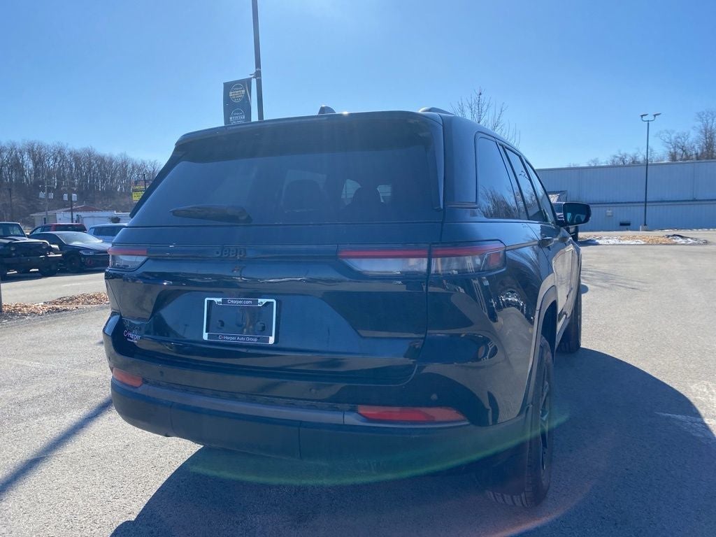 2026 Jeep Grand Cherokee Altitude