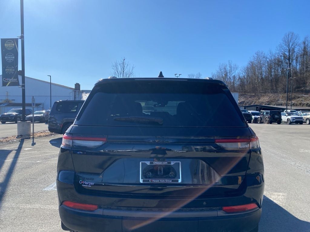 2026 Jeep Grand Cherokee Altitude