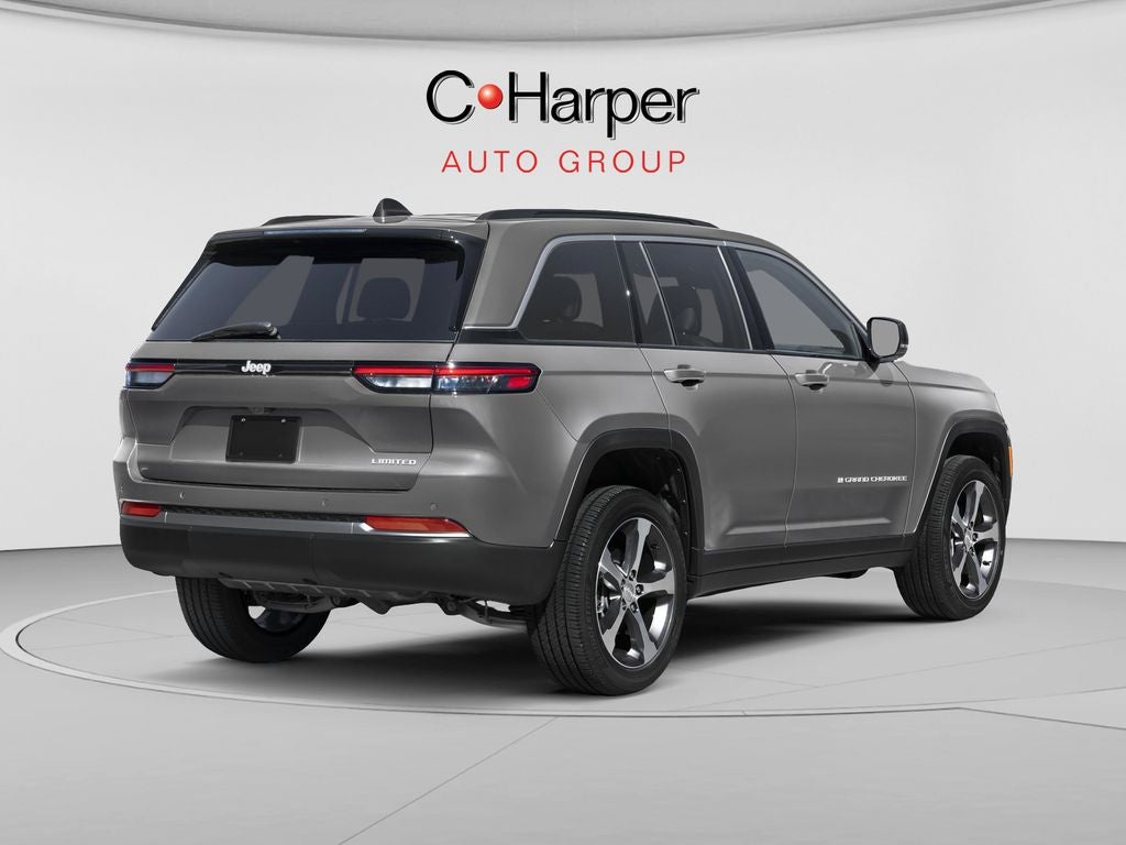 2027 Jeep Grand Cherokee Laredo Altitude