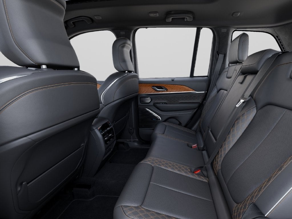 2027 Jeep Grand Cherokee Summit