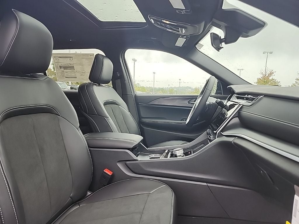 2025 Jeep Grand Cherokee L Altitude X