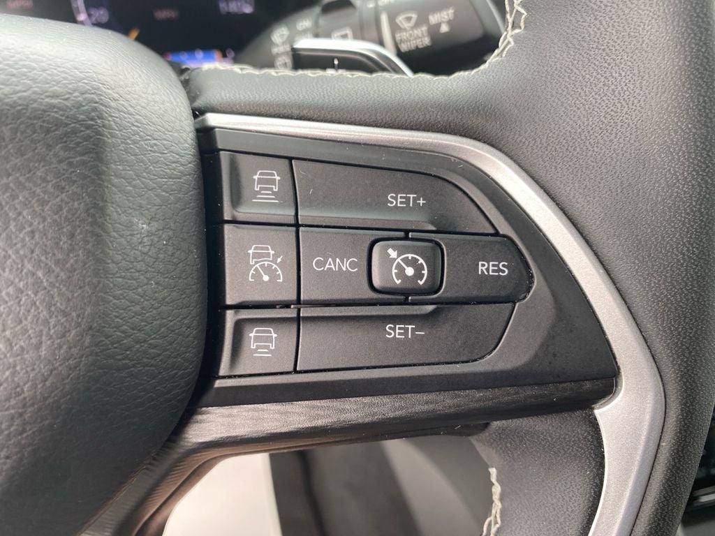 2023 Jeep Grand Cherokee L Altitude