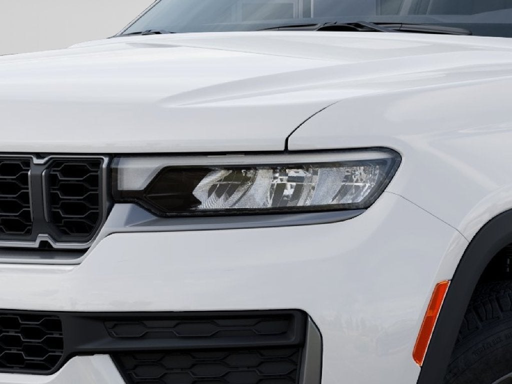 2027 Jeep Grand Cherokee L Laredo Altitude