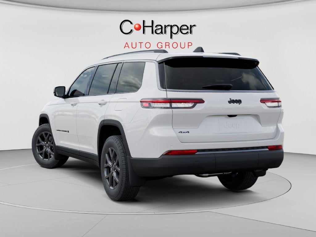 2027 Jeep Grand Cherokee L Laredo Altitude