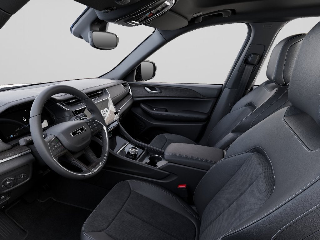 2027 Jeep Grand Cherokee L Laredo Altitude