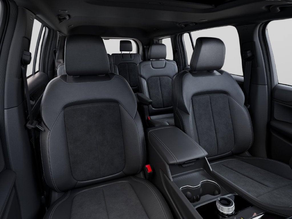 2027 Jeep Grand Cherokee L Laredo Altitude