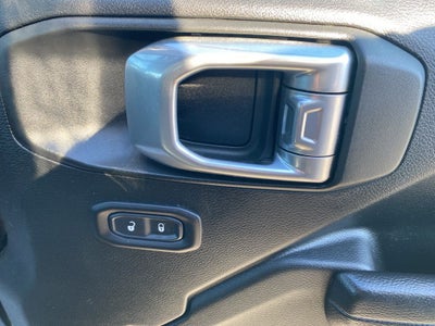 2022 Jeep Gladiator Sport