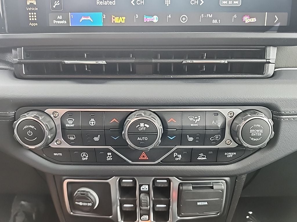 2025 Jeep Gladiator Mojave