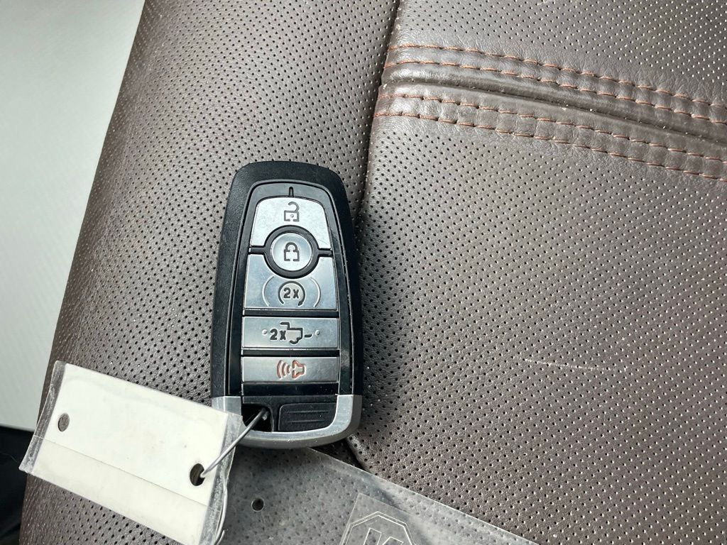 2017 Ford F-350SD King Ranch DRW