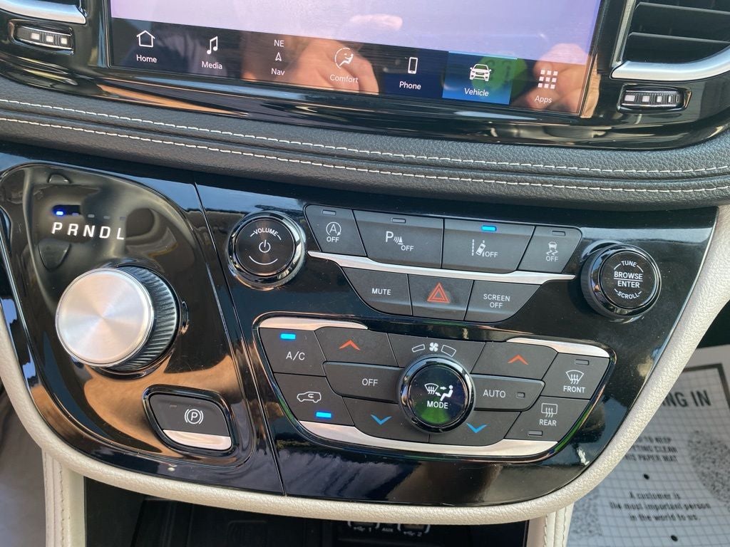 2024 Chrysler Pacifica Limited