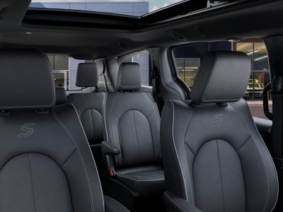 2027 Chrysler Pacifica Limited