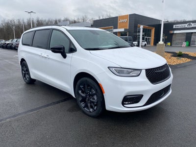 2026 Chrysler Pacifica Limited