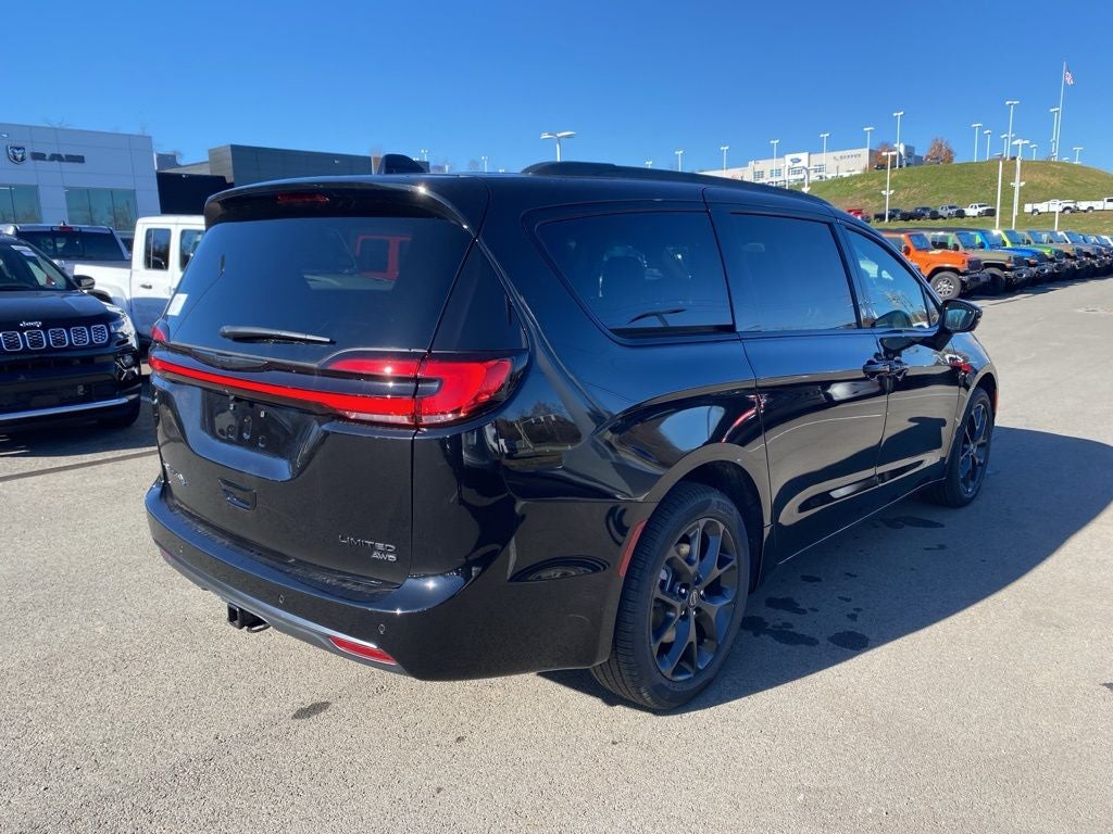 2026 Chrysler Pacifica Limited