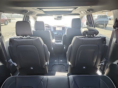 2026 Chrysler Pacifica Limited