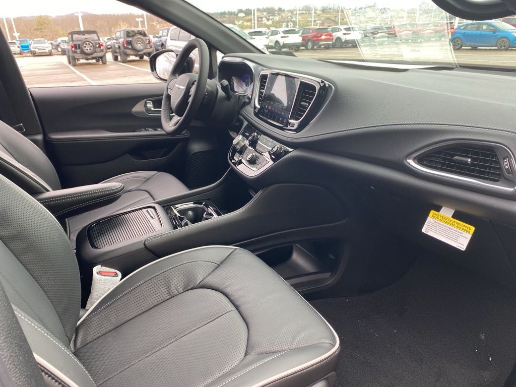 2026 Chrysler Pacifica Limited