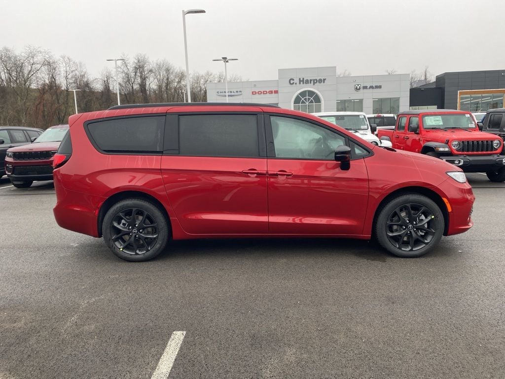 2026 Chrysler Pacifica Limited