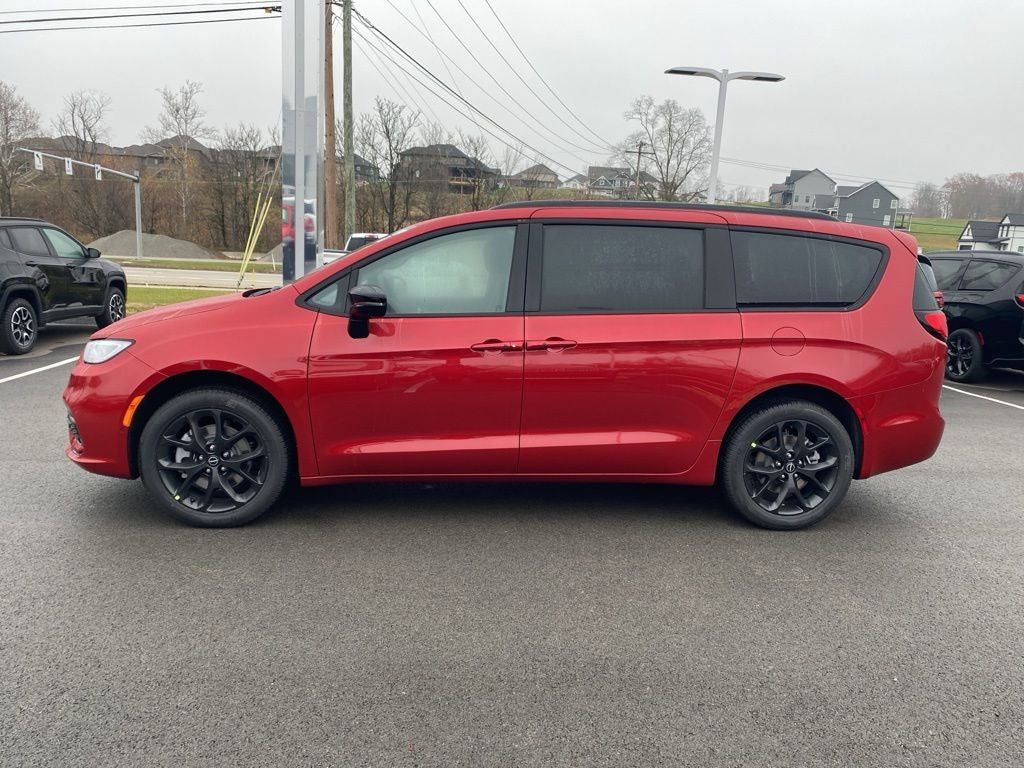 2026 Chrysler Pacifica Limited