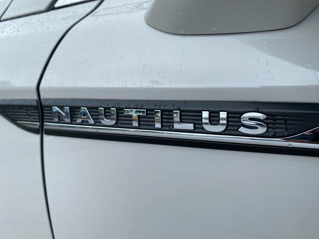 2019 Lincoln Nautilus Standard