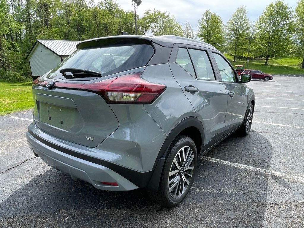 2024 Nissan Kicks SV