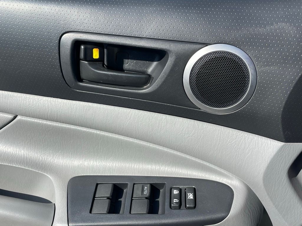 2012 Toyota Tacoma Base V6