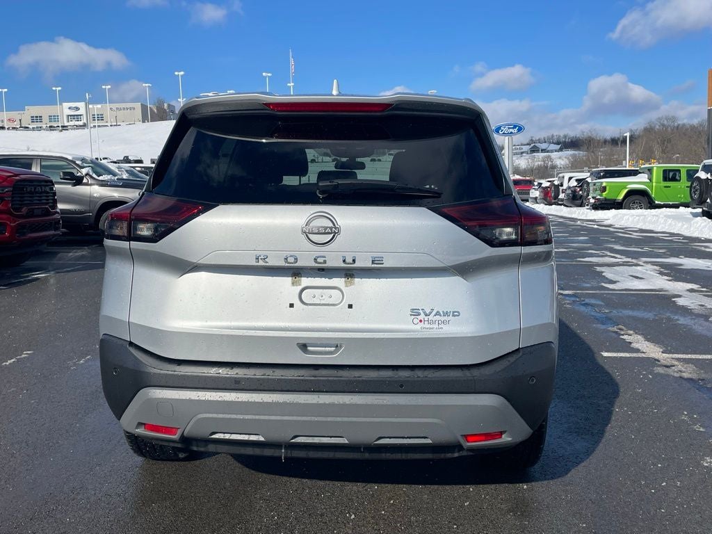 2023 Nissan Rogue SV