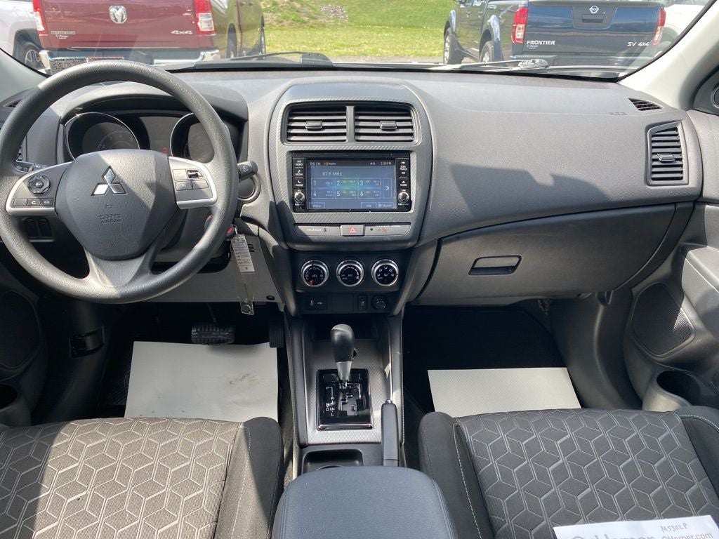 2025 Mitsubishi Outlander Sport Base