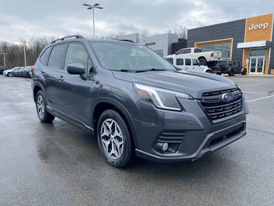 2022 Subaru Forester Premium