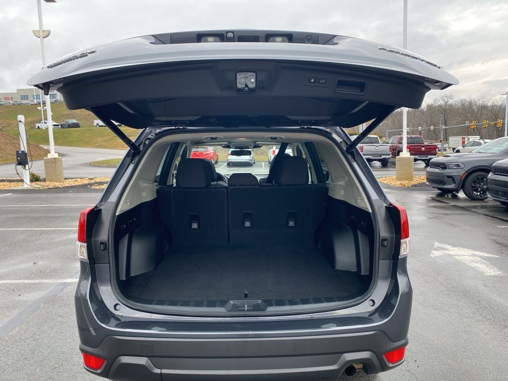 2022 Subaru Forester Premium