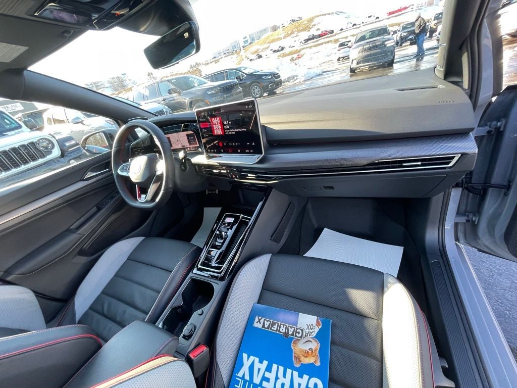 2025 Volkswagen Golf GTI 2.0T SE