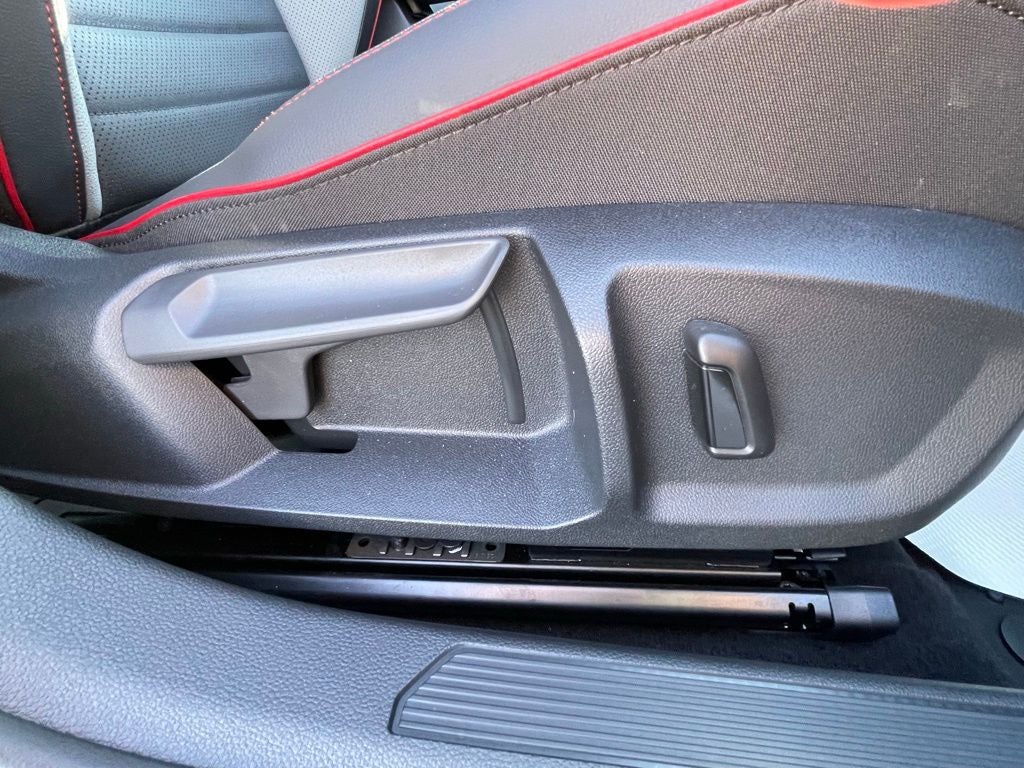 2025 Volkswagen Golf GTI 2.0T SE