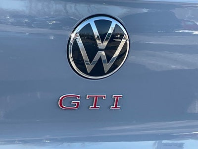 2025 Volkswagen Golf GTI 2.0T SE