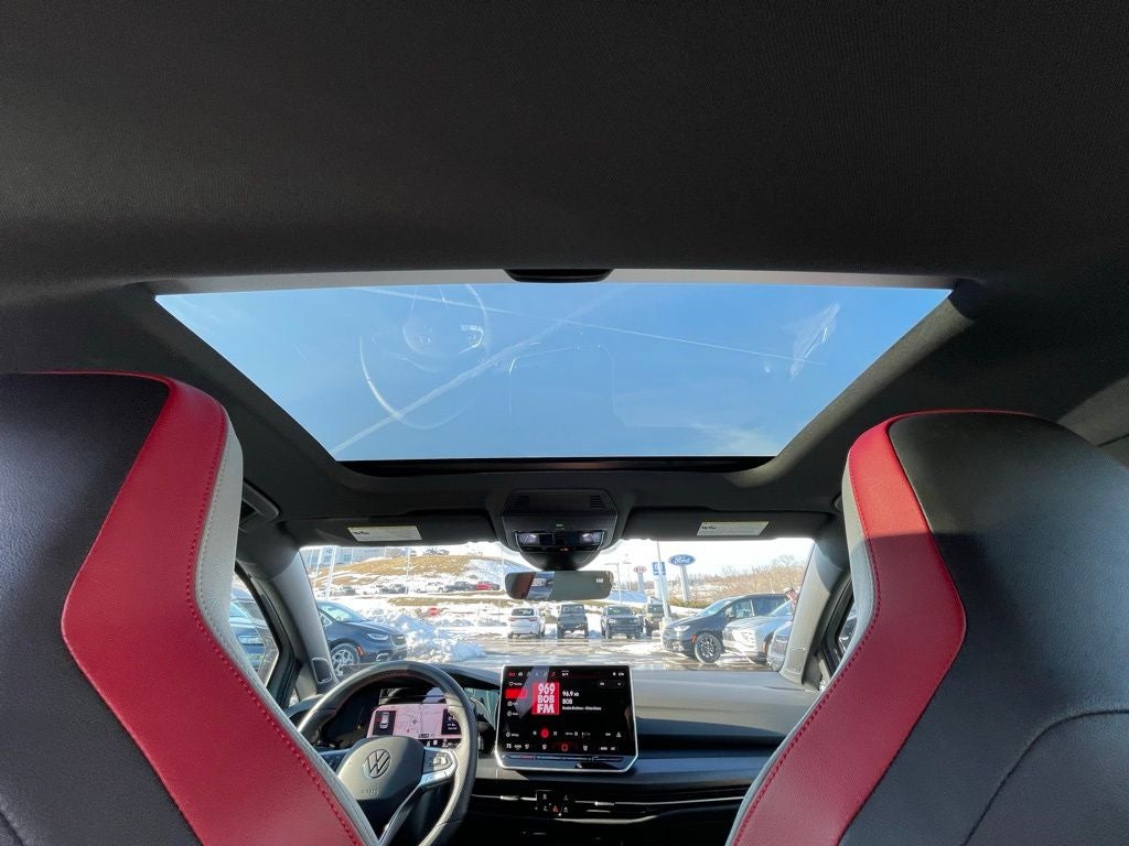 2025 Volkswagen Golf GTI 2.0T SE