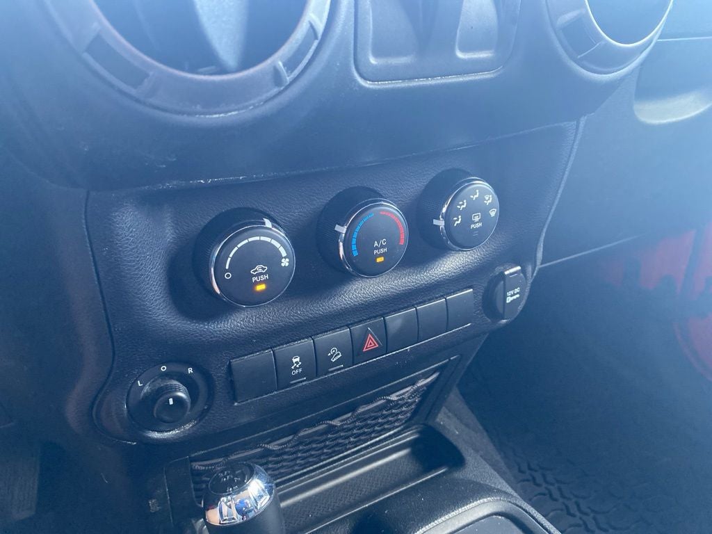 2016 Jeep Wrangler Sport