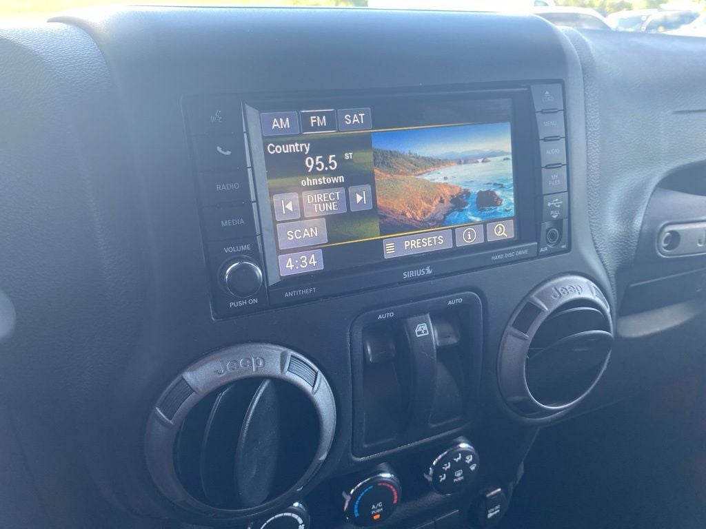 2016 Jeep Wrangler Sport