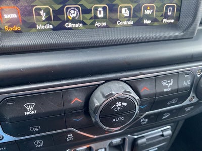 2019 Jeep Wrangler Sahara 4x4