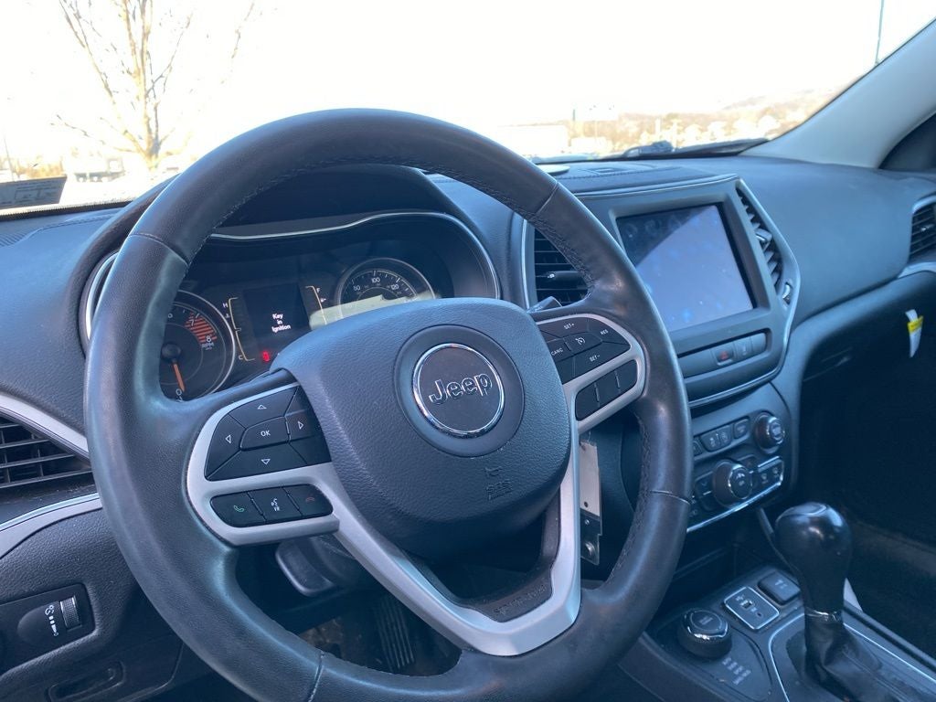 2022 Jeep Cherokee X 4x4