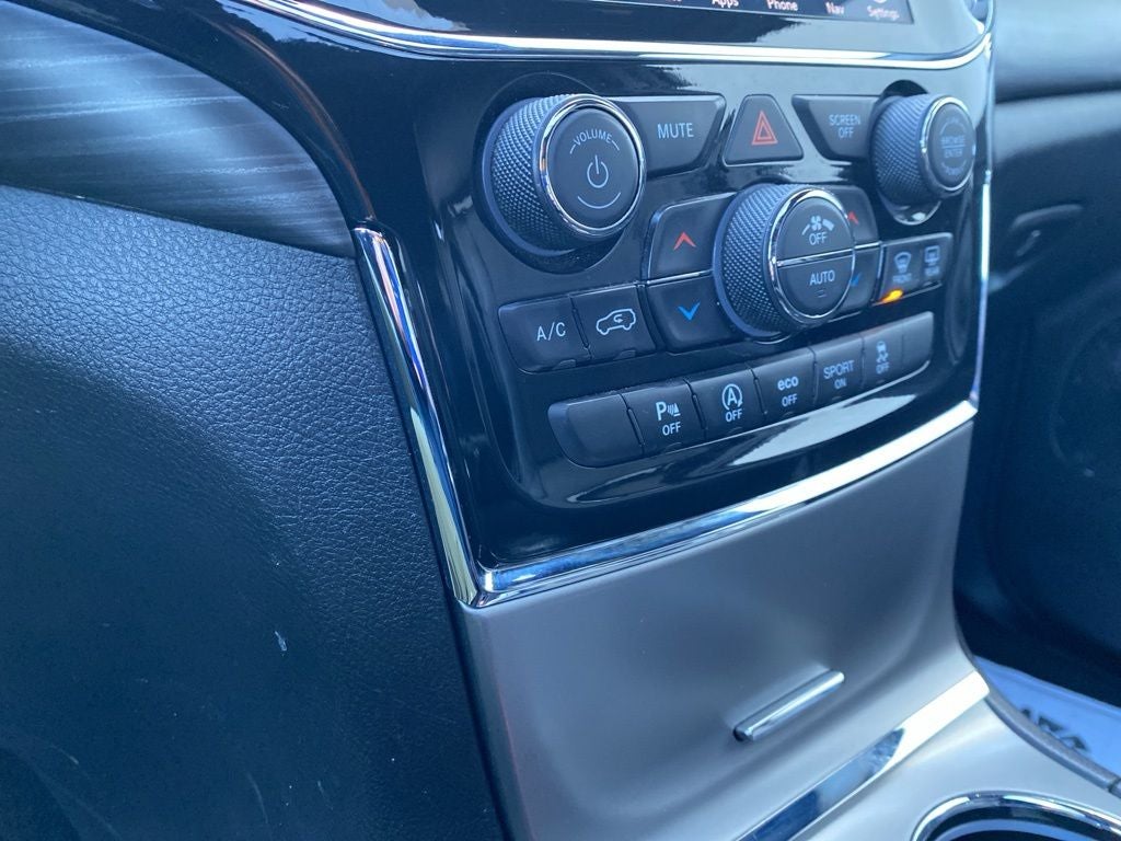 2022 Jeep Grand Cherokee WK Laredo X 4x4